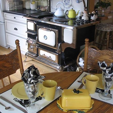 Golden Dreams B&B Whistler Esterno foto