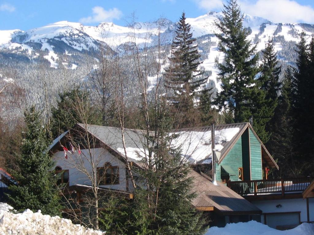 Golden Dreams B&B Whistler Esterno foto