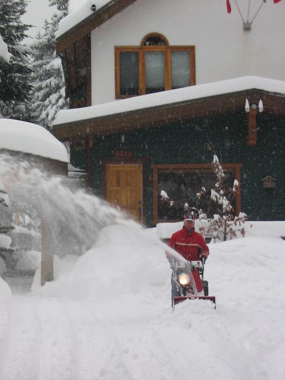 Golden Dreams B&B Whistler Esterno foto