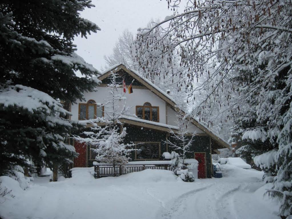 Golden Dreams B&B Whistler Esterno foto